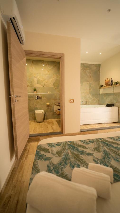 Sensoria Naxos Suites Giardini Naxos Ngoại thất bức ảnh